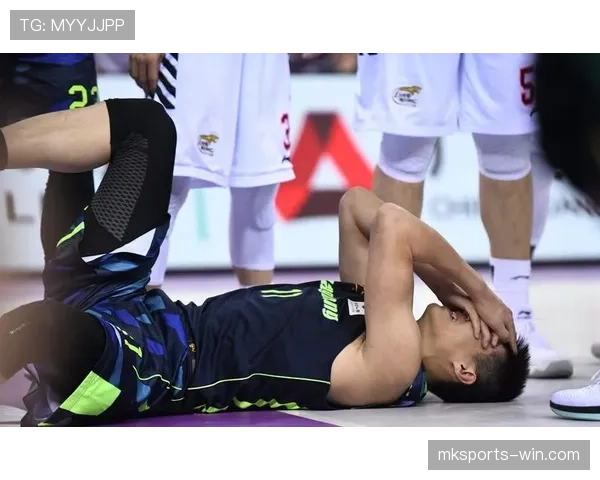 离场后处理规则解析：犯规发生后裁判如何正确判罚？